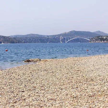 Apartment By The Sea - 13283